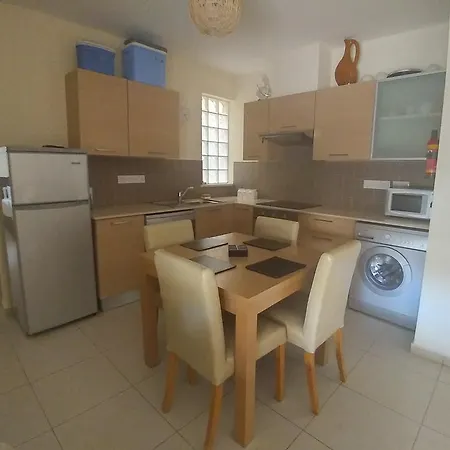 Appartement Gardens A101 Pýla